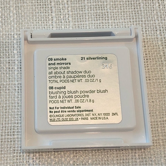 Clinique eyeshadow and blush compact - Picture 4 of 5